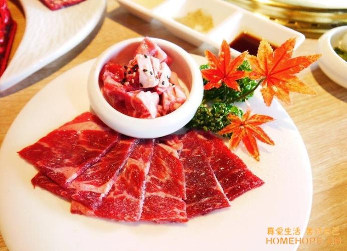 黑毛牛肋條跟牛五花肉